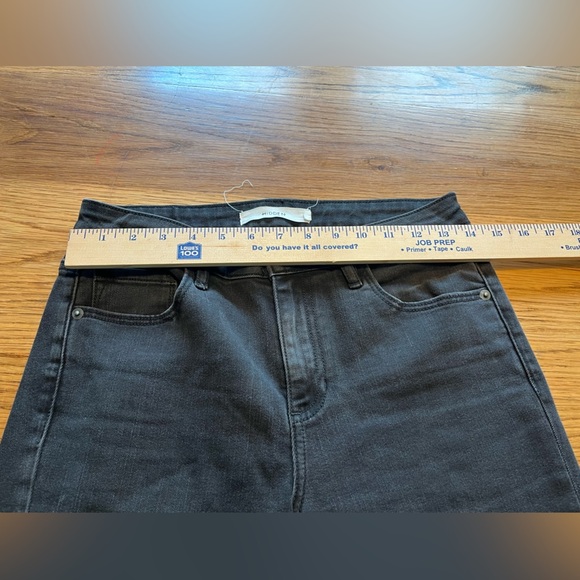 Hidden Black Denim Capri Jeans Size 28 - Picture 7 of 10